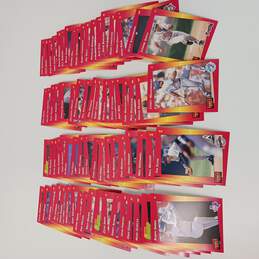 Lot of Assorted Baseball  Cards alternative image