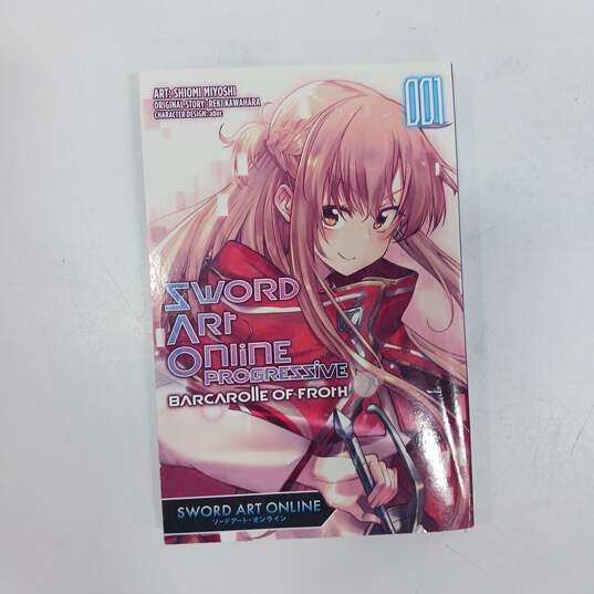 Bundle of 8 Assorted Manga Books image number 6
