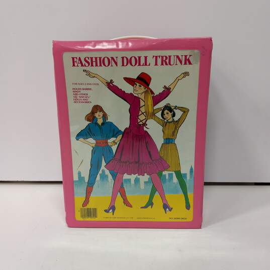 Vintage Fashion Doll Storage Trunk image number 1