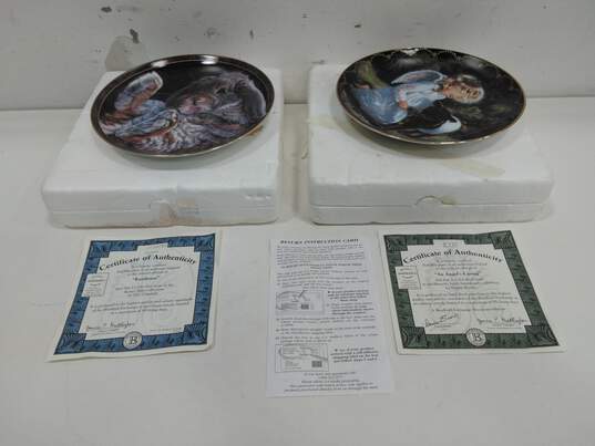 Pair Of Franklin Mint Collectors Plates image number 1