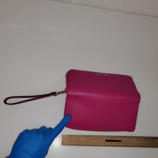 Michael Kors Women's Pink Wallet B1-2108 image number 1