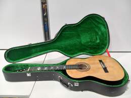 Lucida LK-2 Acoustic Guitar in Case alternative image