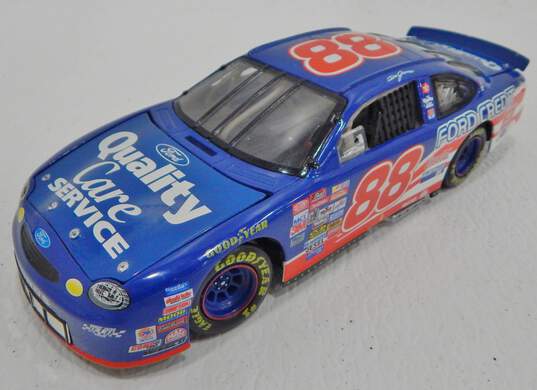 1/24 Dale Jarrett #88 Quality Care 1998 Ford Taurus Diecast car by Action Racing IOB image number 6