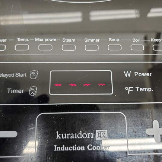 Kuraidori Portable Induction Cooktop 1800 Watts Powers ON image number 3
