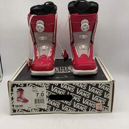 NIB Vans Womens Encore Red White Round Toe Snowboarding Boots Size 7 With Box