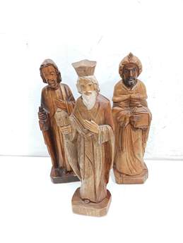 Set of 13 Hand Carved Wooden Nativity Set alternative image