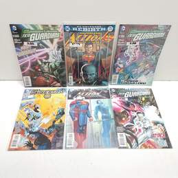 DC Comic Books Misc. Box Lot alternative image
