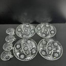 Vintage Bundle of 4 Glass Plates w/Matching Cups alternative image