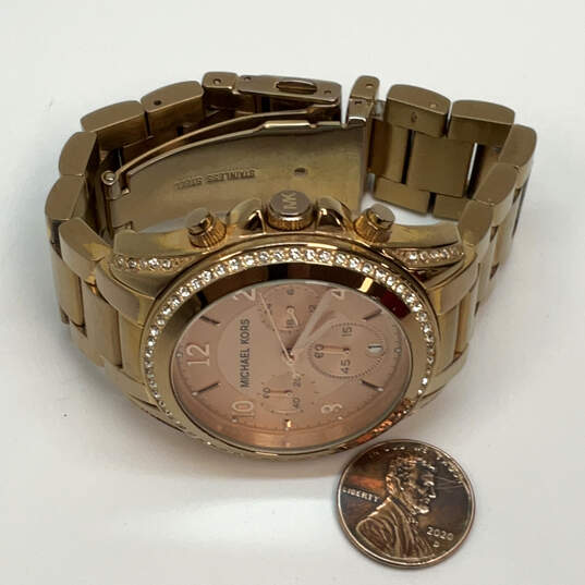 Designer Michael Kors MK-5263 Gold-Tone Chronograph Dial Analog Wristwatch image number 3