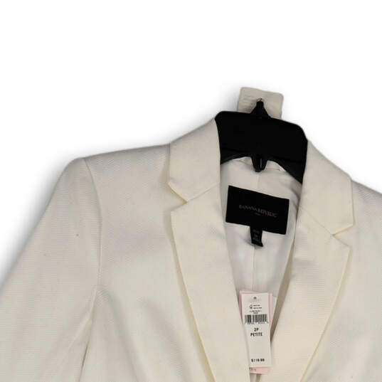 NWT Womens White Notch Lapel Single Breasted Two Button Blazer Size 2P image number 3