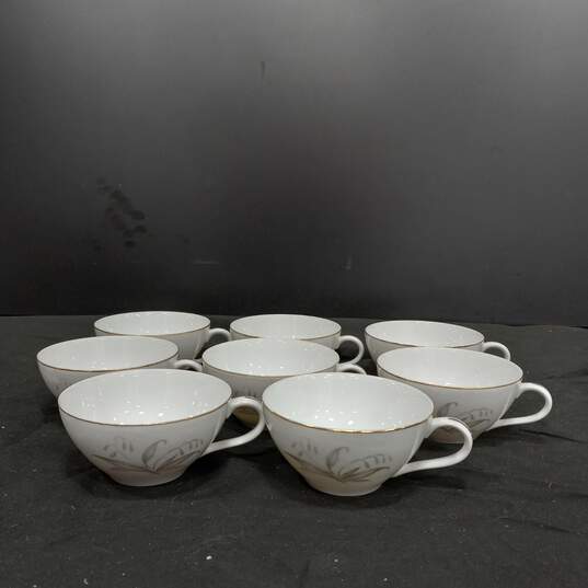 Bundle Of  8 Kaysons Golden Rhapsody Cups image number 2