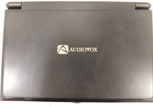 Audiovox Portable 9inch LCD Monitor, DVD & MP3 Player Model D1917 W/ Battery Pack, Charger, AV cables & Carrying Case image number 5