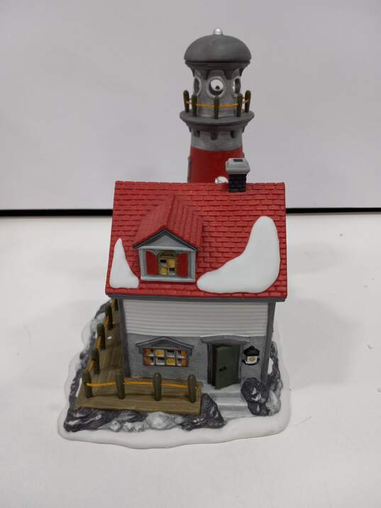 Dept. 56 The Heritage Village Series Pigeonhead Lighthouse Figurine image number 4