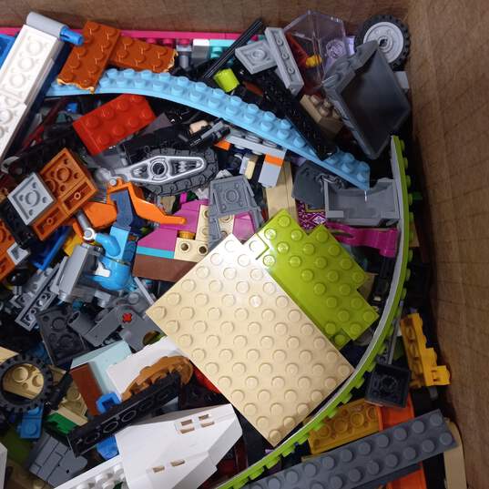 9.4Lbs of Assorted Toy Building Blocks image number 3