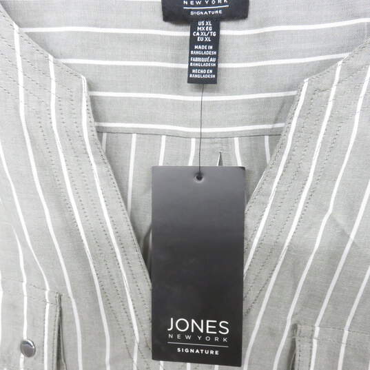 Jones New York Signature Gray/White Striped V-Neck Blouse image number 3