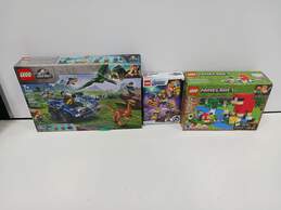 Lego Set Bundle Jurassic World, Marvel Avengers, Minecraft