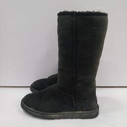 Ugg Australia Women's Black Suede Classic Tall Boots Size 8