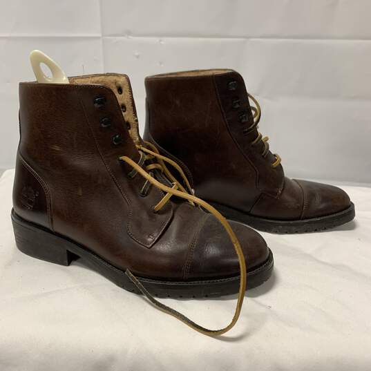 Women's Genuine Leather Boots Size: 6 Medium image number 1