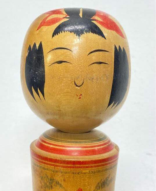Vintage Oriental Hand Crafted Wooden Kokeshi Dolls 2pc Set image number 3