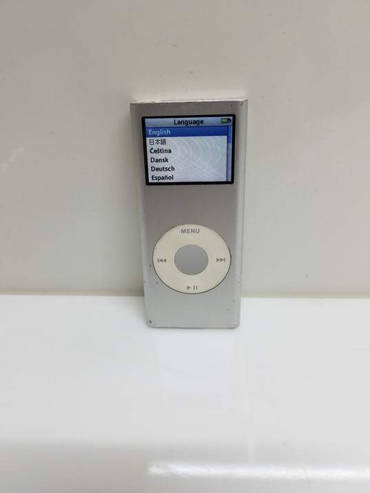 Apple iPod Nano 2nd Generation 2GB Silver MP3 Player image number 1
