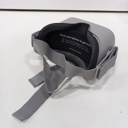 Oculus Go VR Headset image number 4
