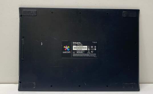 Wacom Intuos 4 PTK-640 Graphic Drawing Tablet image number 3