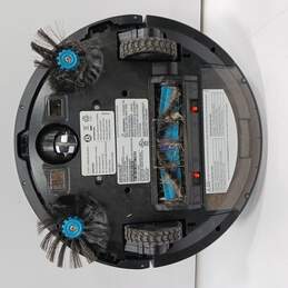 Bissell Robotic Vacuum With Instructions, Remote, Charger, And Accessories In Original Box alternative image
