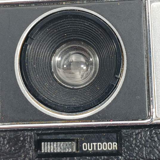 Vintage Keystone 725EFL Camera with Kodak Film & Case image number 5