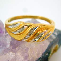 10k Yellow Gold Wavy Diamond Accent Ridged Ring 3.2g