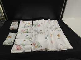 Lenox Tablecloth Linen Set alternative image
