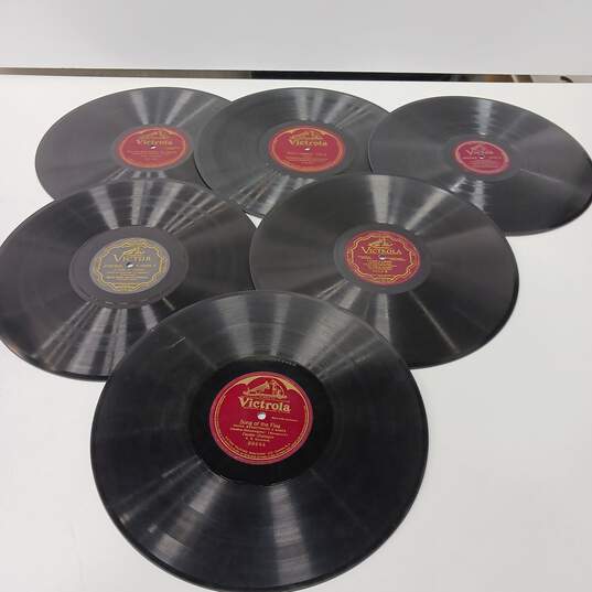 Vintage Album of Assorted Graphophone Records image number 4