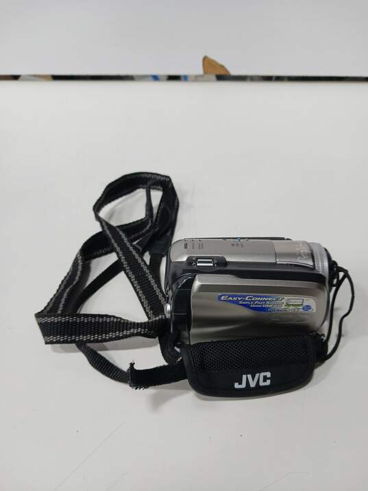 JVC Hard Disk Camcorder 30GB image number 8