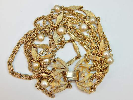VNTG Lisner BSK & Fash Black & Gold Tone Clip Earrings Necklace & Bracelet image number 8