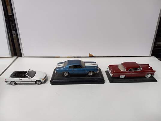 Bundle of 3 Die Cast Model Cars image number 3