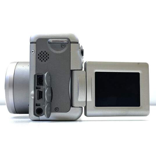 Canon PowerShot G3 4.0MP Digital Camera image number 3