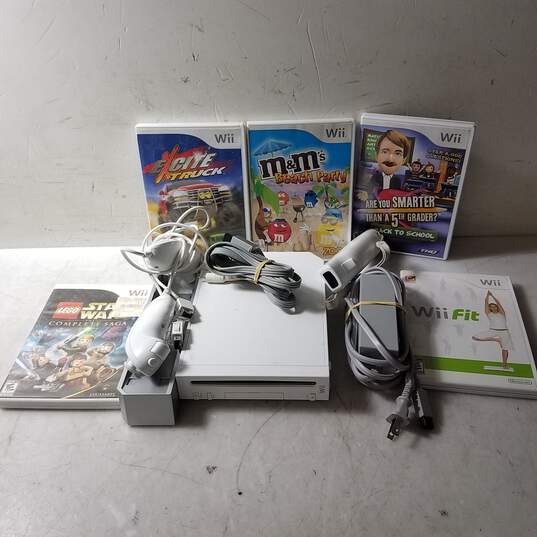 Buy the Untested Nintendo Wii Home Console W/Games | GoodwillFinds
