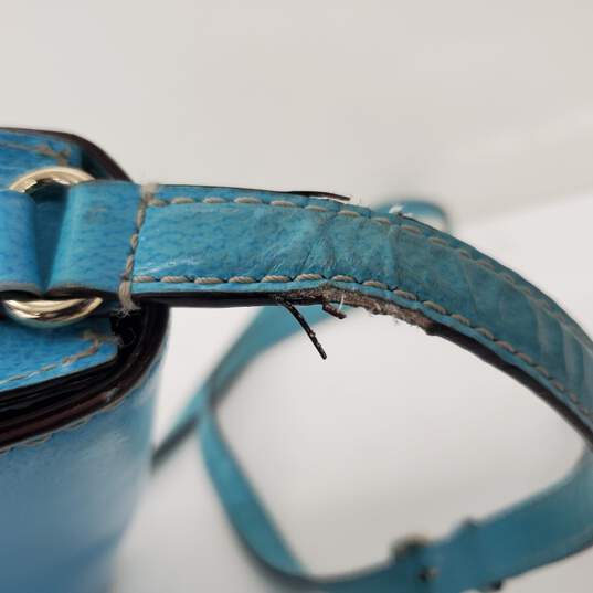 Kate Spade New York Light Blue Leather Crossbody Shoulder Bag image number 4