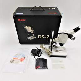 Motic DS2 Microscope