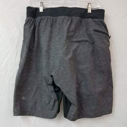 Lululemon Men's Grey Lined Shorts Size Large alternative image