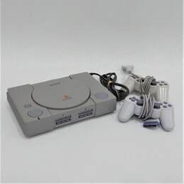 Sony PS1 w/2 Controller