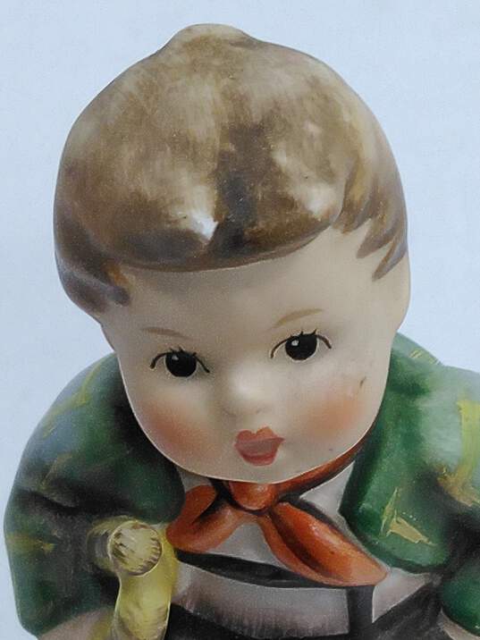 Vintage Goebel Small Figurine image number 7