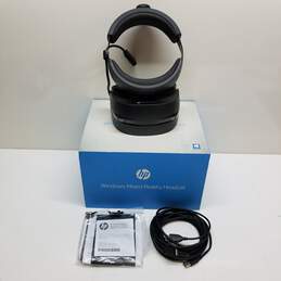 HP VR1000-100 Windows Mixed Reality Headset and cables
