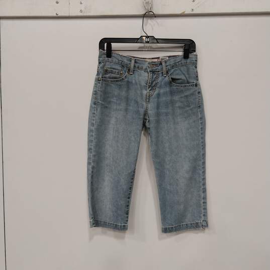 Womens Nouveau 515 Blue Light Wash Studded Pockets Denim Capri Shorts Size 2 image number 1