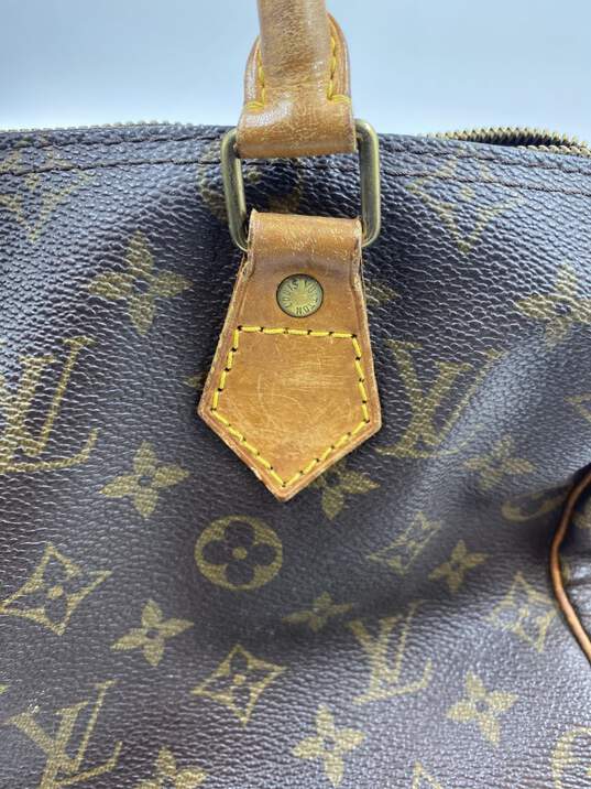 Louis Vuitton Brown Handbag image number 5