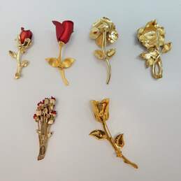 Vintage Gold Tone Red Black & Icy Rose Brooches 57.7g alternative image