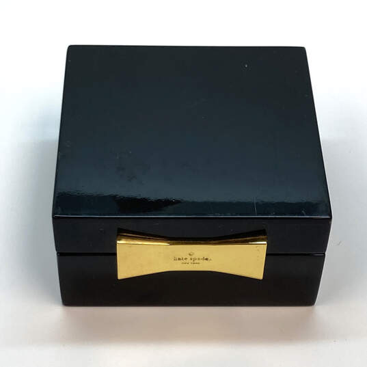 Womens Black Gold Garden Drive Lacquer Trinket Portable Jewelry Box image number 2