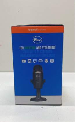 Logitech Blue Yeti Nano Premium Dual-Pattern USB Microphone with Blue Voice alternative image