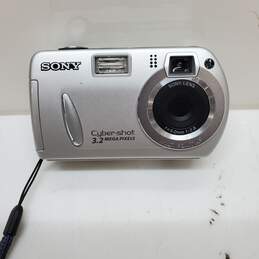 Sony CyberShot DSC-P32 3.2MP Digital Camera - Silver