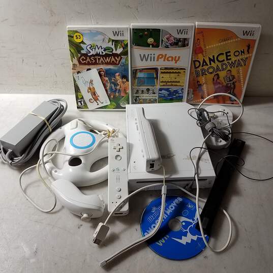 Untested Nintendo Wii Home Console W/Games image number 1