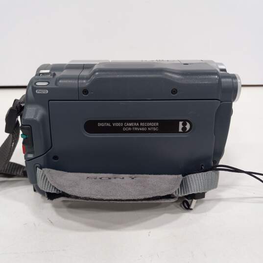 Sony Handycam DCR-TRV460 Digital8 Camcorder image number 4